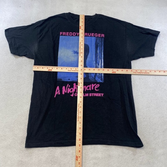 A Nightmare On Elm Street Graphic Tee Thrifted Vintage Style Size L - Picture 5 of 10